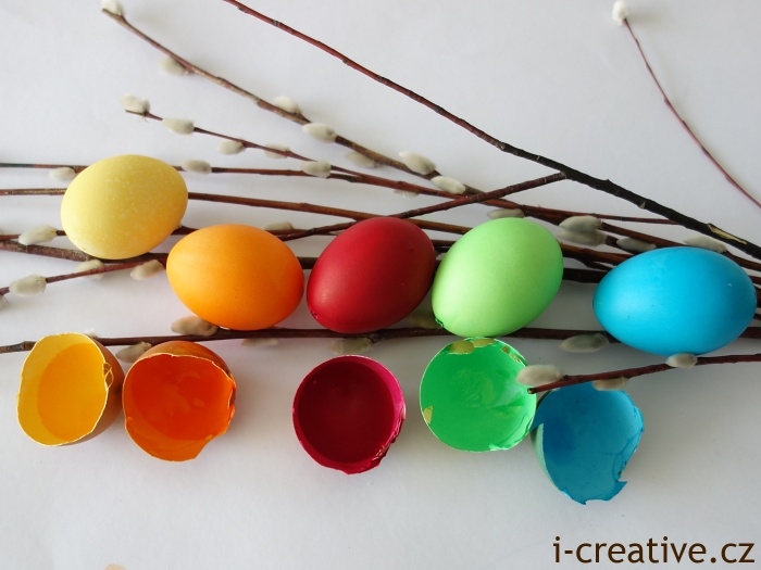 vajíčka obarvená barvami Heitmann Deco